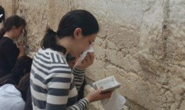 娱乐圈柚子君吃瓜是谁啊,揭秘神秘吃瓜达人身份