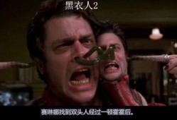 黑衣人2在线观看免费,穿越时空的星际对决！