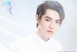 吃瓜爆料李易峰鹿晗视频,娱乐圈风云再起，吃瓜群众热议不断