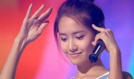 林允儿最新爆料图片,清新气质引网友热议！”