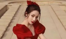 娱乐大爆料杨紫助理是谁,幕后功臣是谁助力女神闪耀娱乐圈？